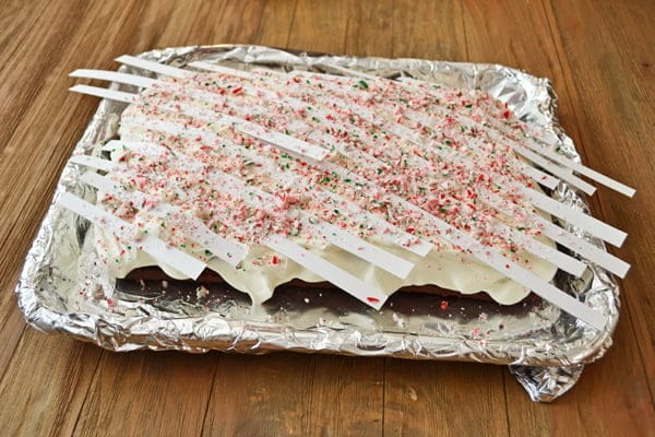 Learn how to make pretty candy cane stripes on a cake. It's super-easy to do and is a fun and pretty way to decorate a dessert for the holidays.