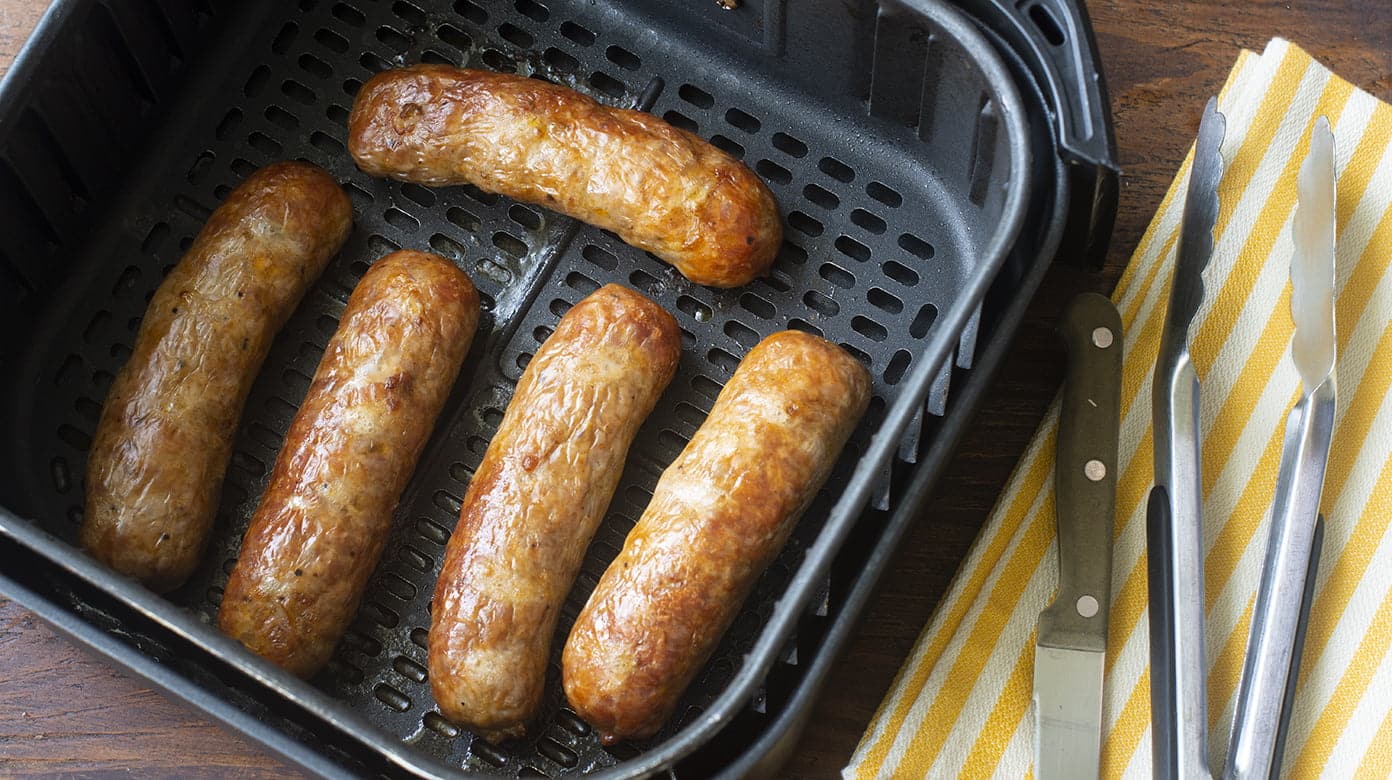 place educate Props Air Fryer Sausages Recipe - Crispy and Juicy! - COOKtheSTORY
