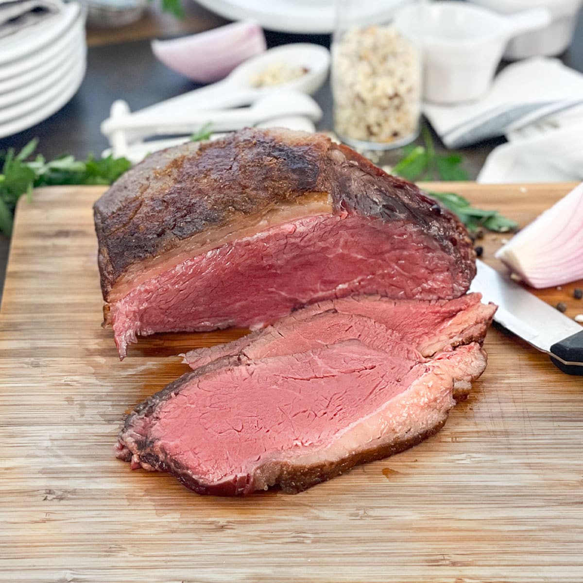 https://cookthestory.com/wp-content/uploads/2022/05/reverse-sear-roast-beef-square-02.jpg